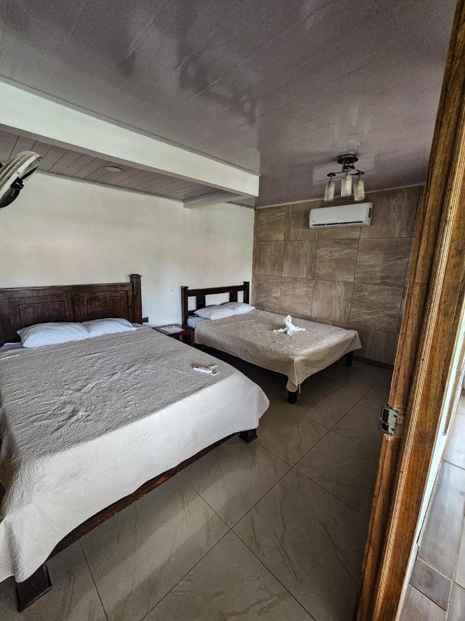 Hotel Liah'S Tortuguero Esterno foto