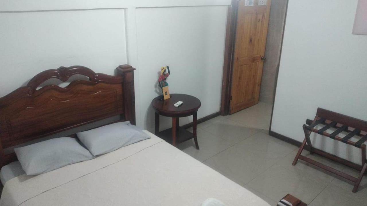 Hotel Liah'S Tortuguero Esterno foto